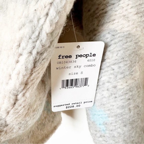 Free People Winter Wonderland Cardi - Picture 7 of 8